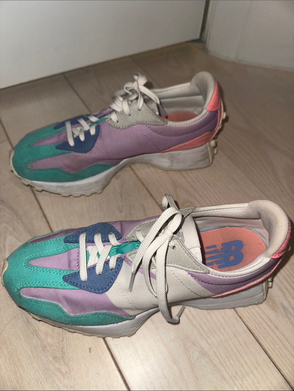 New Balance 327 Women's Retro Runner Sneakers in Lavender, Teal & Coral 7.5 - Picture 4 of 8